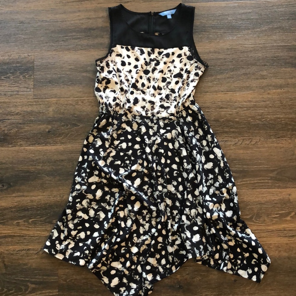 ⭐️3/$20⭐️ Simply Vera Vera Wang sleeveless dress